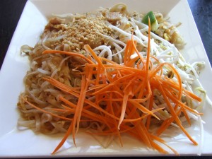 Phad Thai Gai (Chicken Phad Thai)